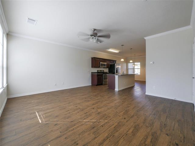 Building Photo - 5421 Dolores Pl