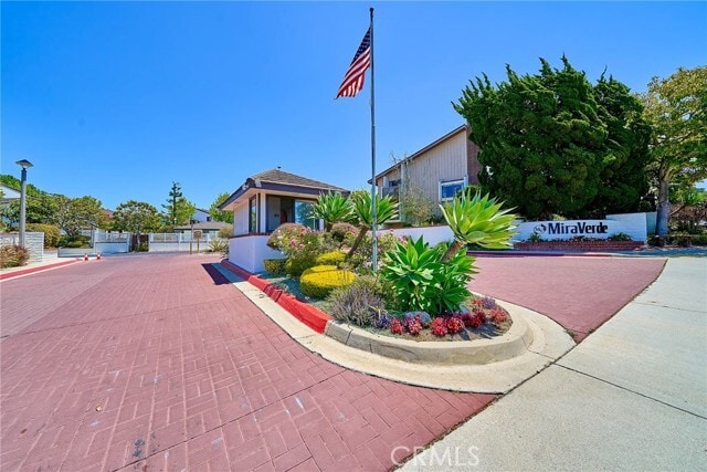Building Photo - 28114 Ridgepoint Ct