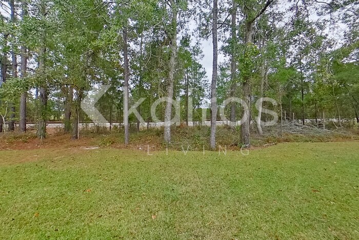 Building Photo - 118 Western Red Cedar Dr