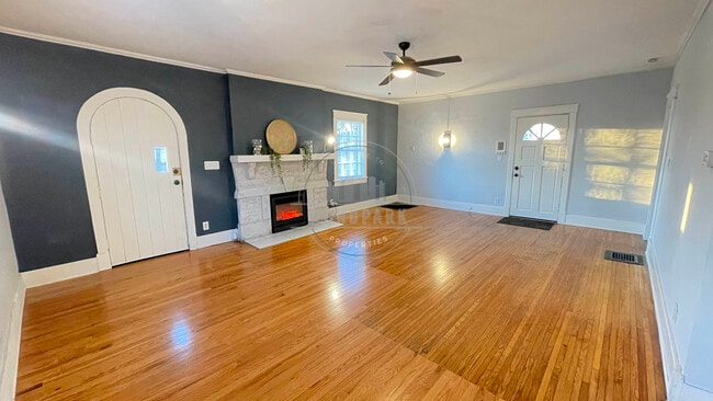 Building Photo - 1341 Meridian St