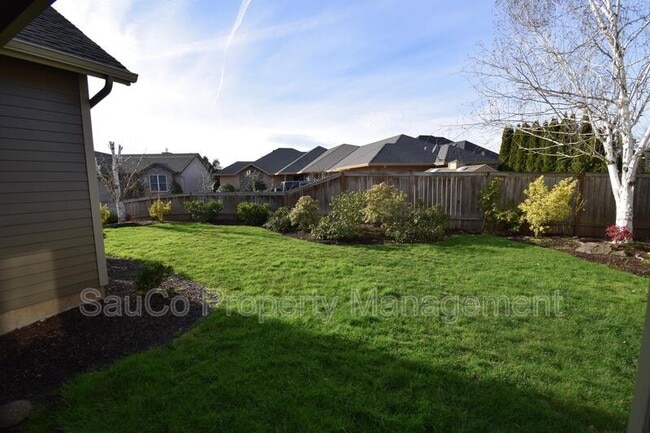 Building Photo - 2485 Meridian Dr