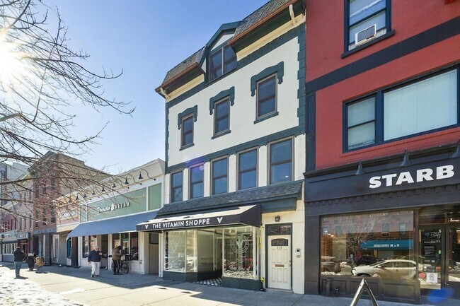 Building Photo - 312 Washington St