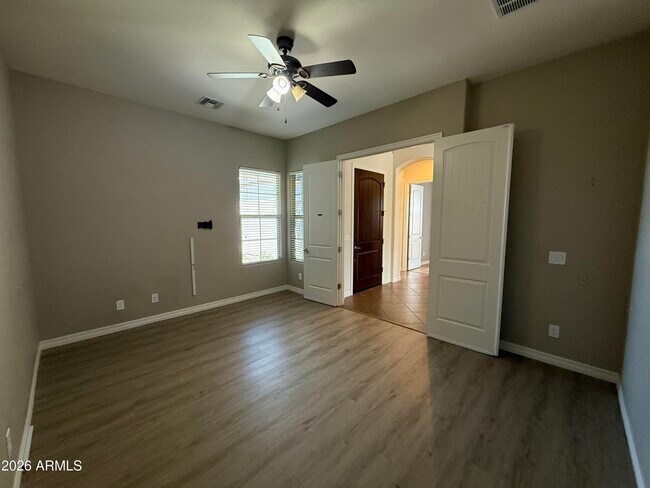 Building Photo - 4045 S Camellia Dr