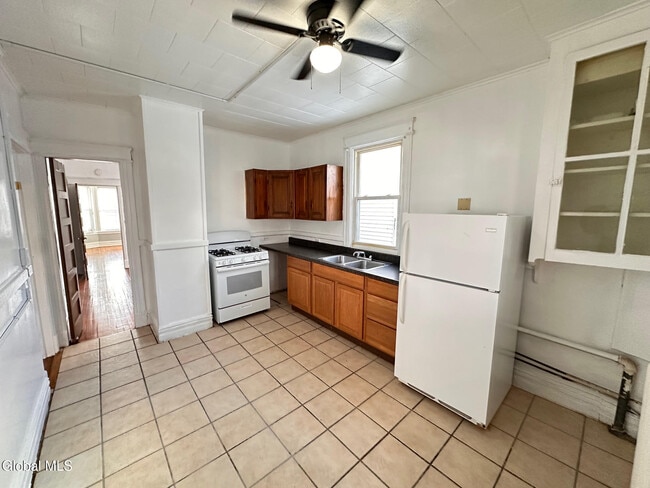 Building Photo - 283 Delaware Ave