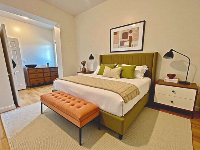 Building Photo - 281 Harvard St