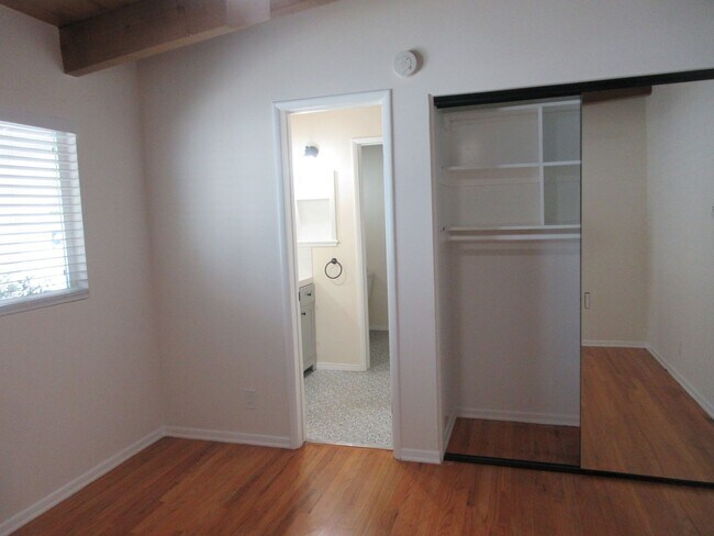 Building Photo - 13235 Cumpston St
