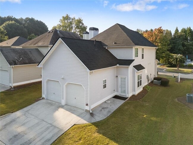 Building Photo - 4677 Liberty Square Dr