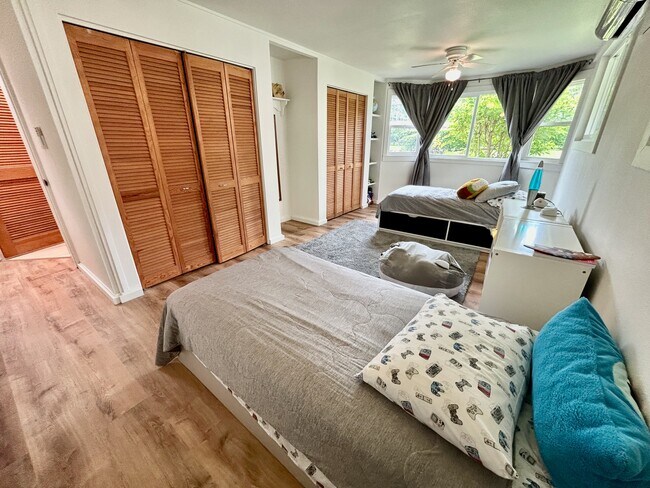 Building Photo - 44-513 Kaneohe Bay Dr