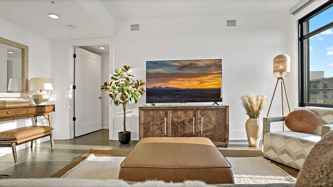 Building Photo - 1722 6th St NW