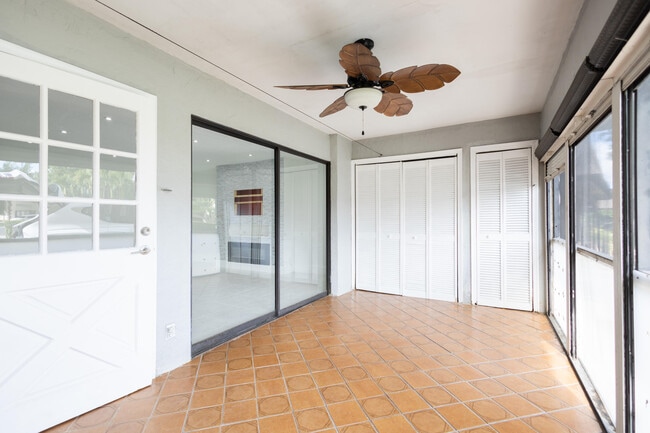 Building Photo - 9460 SW 61st Way