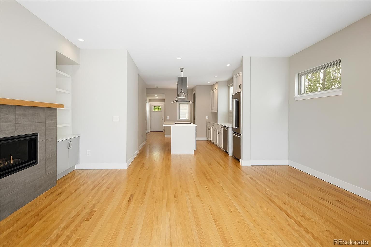 Building Photo - 3912 Utica St