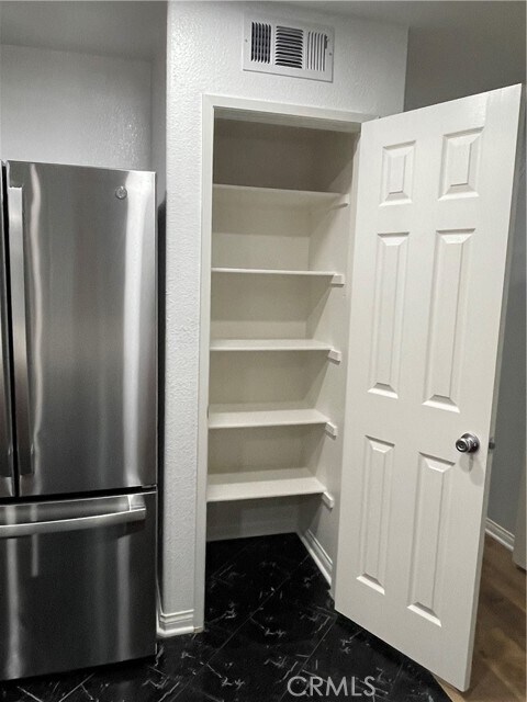 Building Photo - 15613 Lasselle St