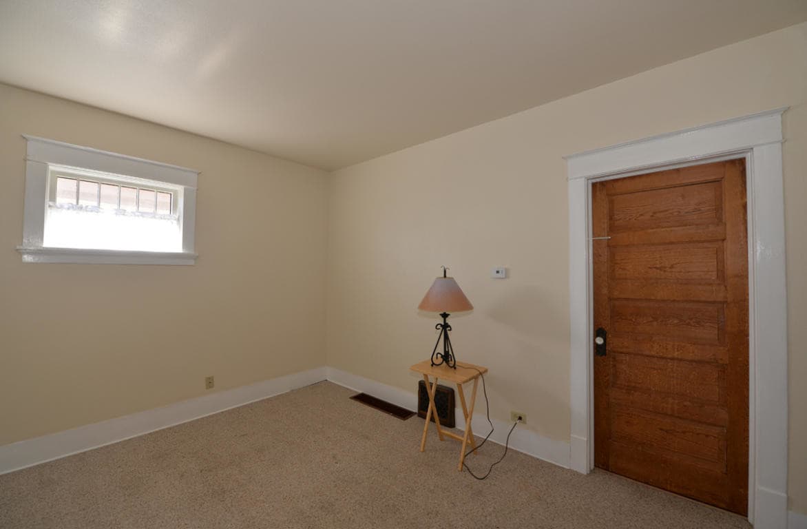 Dining Room pic 1 - 1106 David St