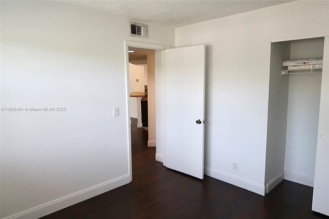 Building Photo - 8801 Wiles Rd