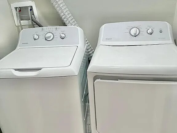 Building Photo - 1230 N Marshall St