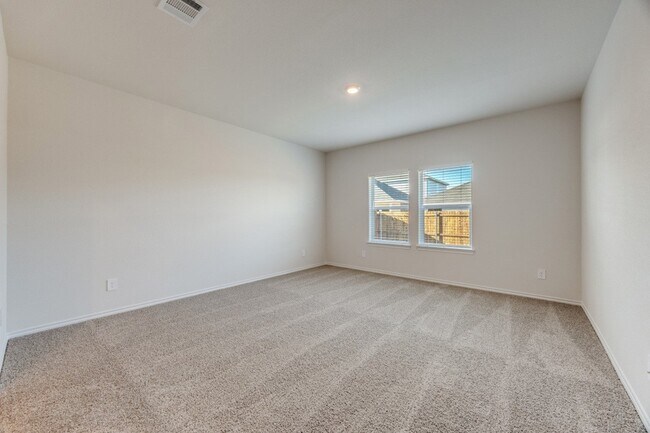 Building Photo - 3433 Marie Dr