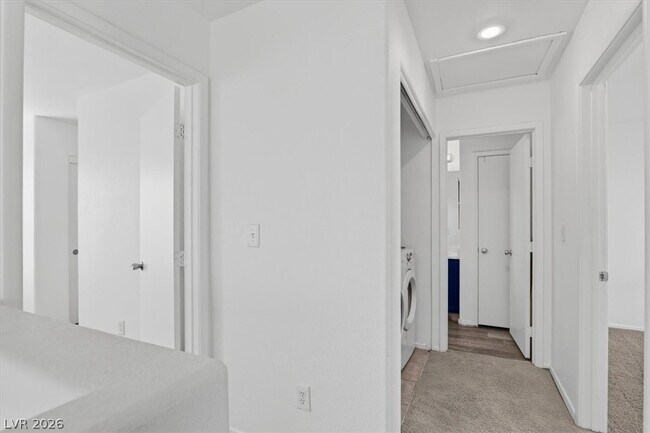 Building Photo - 541 Penzance Ct