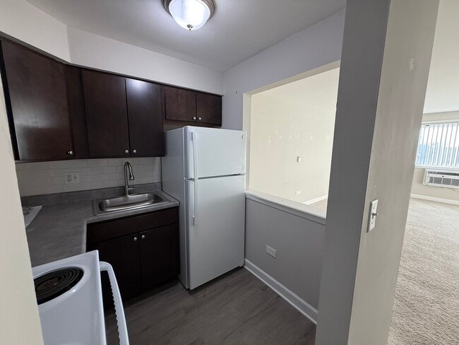 Building Photo - 7300 W North Ave