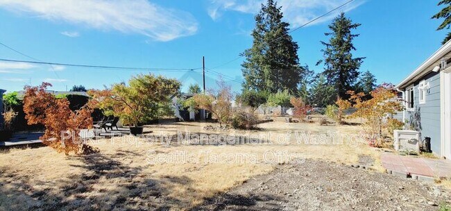 Building Photo - 10522 Addison St SW