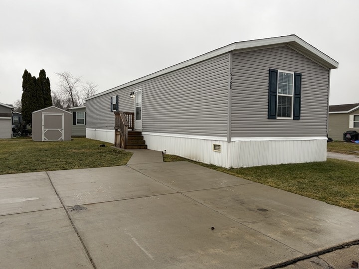 Building Photo - 15368 Dominique Dr