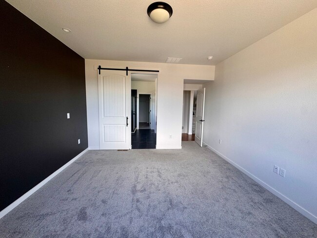 Building Photo - 8275 Nat Love Dr