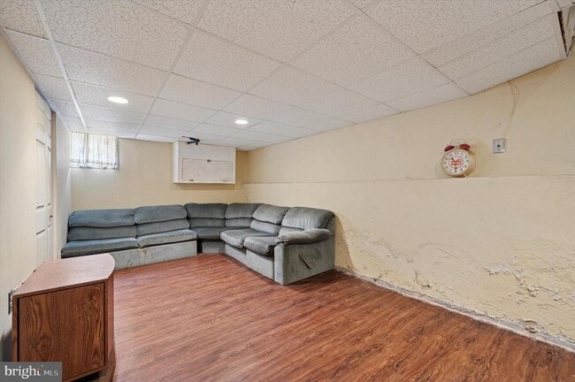 Building Photo - 1639 Wolf St