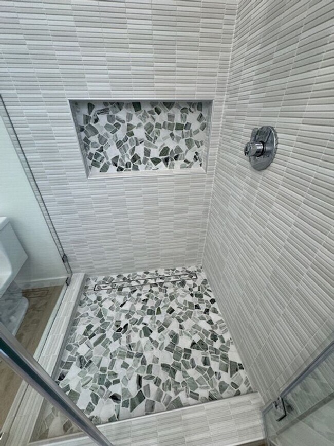 Building Photo - 6170 Briercrest Ave