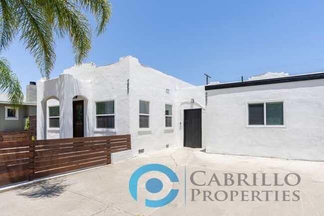 Building Photo - 4851 Mansfield St