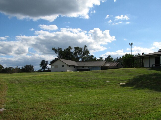 Building Photo - Beautiful 11.16 Acre Farm with Lots of Ame...