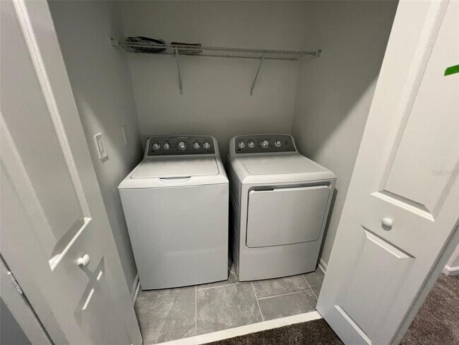 Building Photo - 7489 Stone Crk Trl