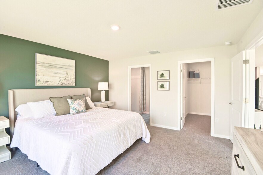 Building Photo - 4012 Antigua Wy