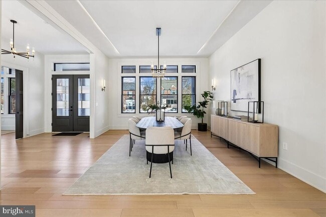 Building Photo - 4428 Albemarle St NW