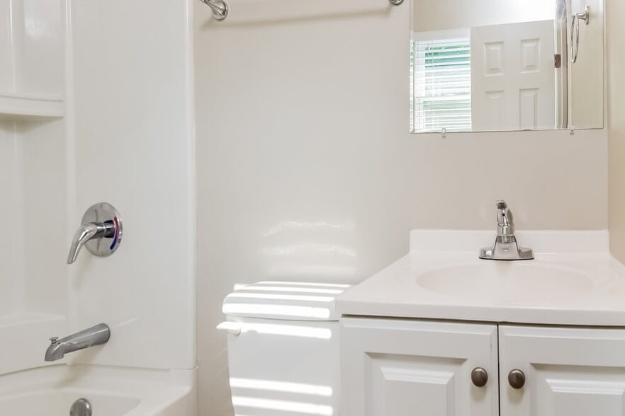 Building Photo - 391 Rock Meadow Dr