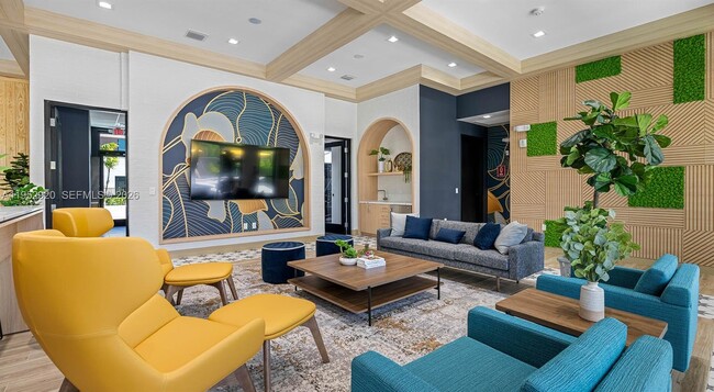 Building Photo - 1001 NE 58th St