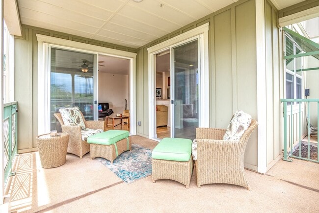 Building Photo - Beautiful Fully Furnished, 2 Bed, 2.5 Bath Kai Ani Village Townhome with Saltwater Pool