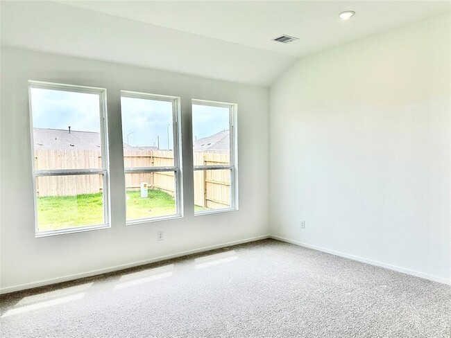 Building Photo - 26607 Woodland Strawberry Ln