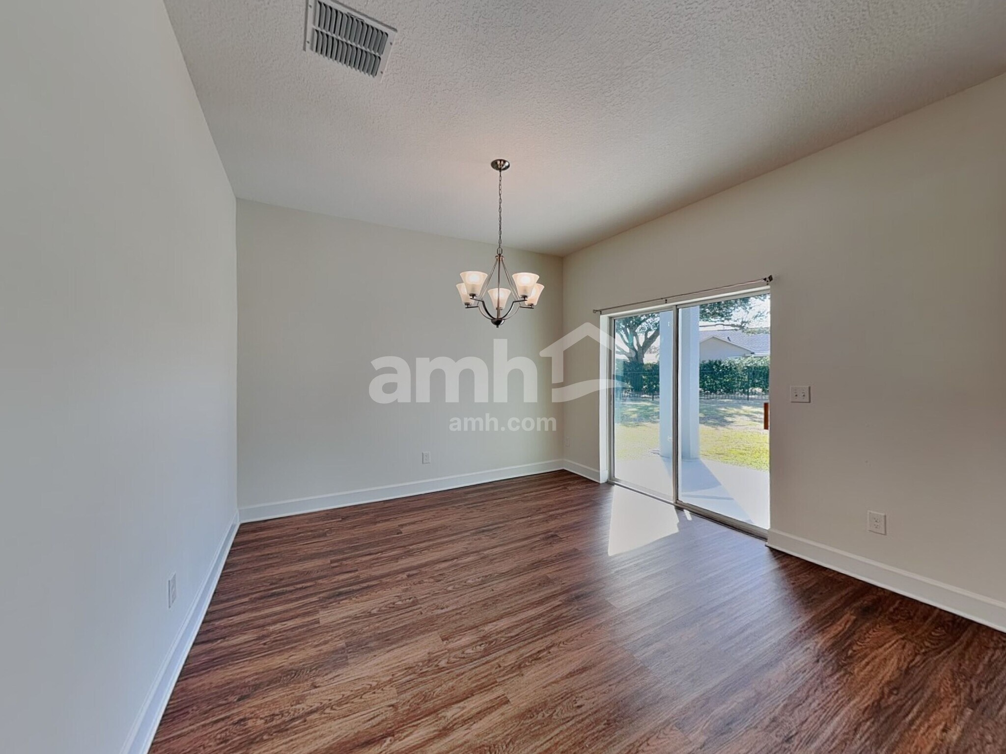 Building Photo - 2466 Ixora Ct