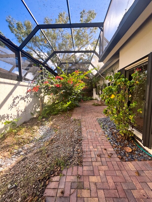 Building Photo - 4494 Ascot Cir N