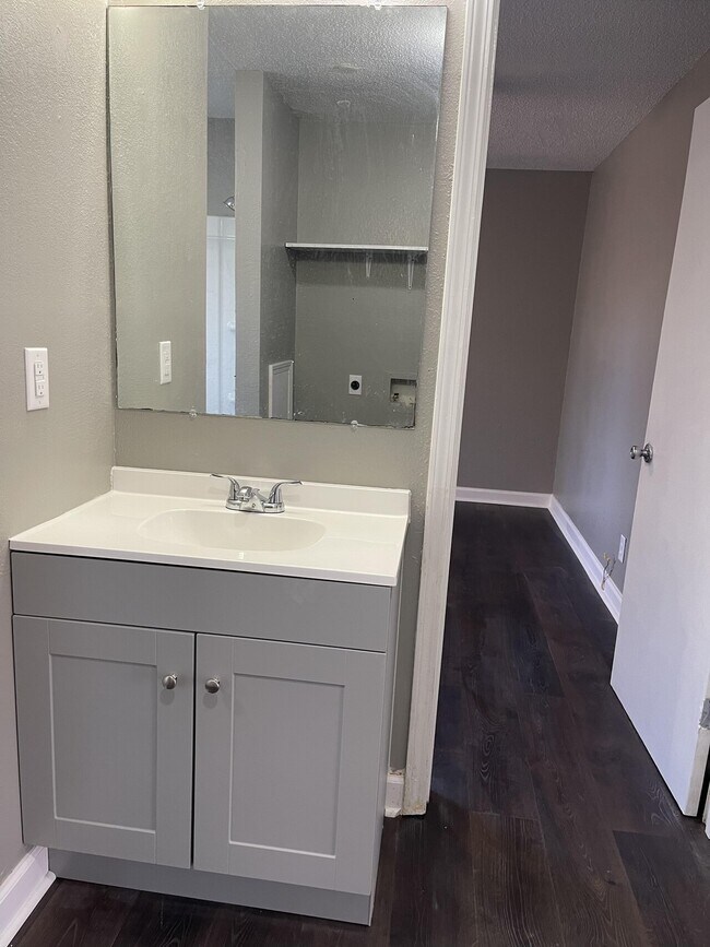 College Street 2037 College St Milan TN 38358 Apartment Finder