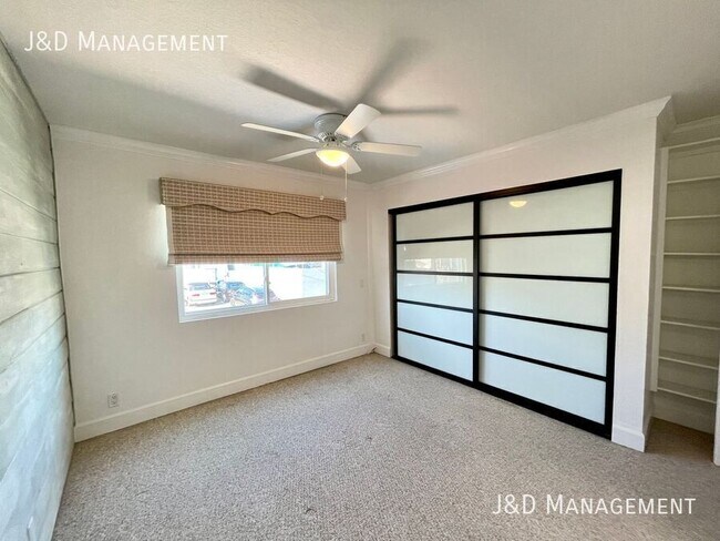 Building Photo - 1762 Hornblend St