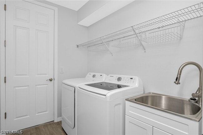 Building Photo - 14559 Edgewater Cir