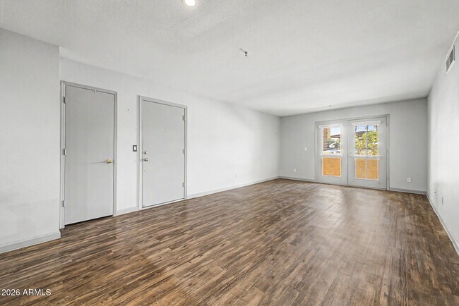 Building Photo - 4704 E Paradise Village Pkwy N