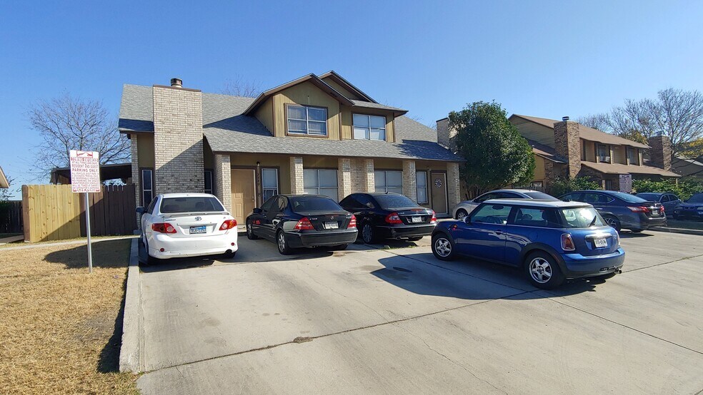 Building Photo - 7536 Oak Chase