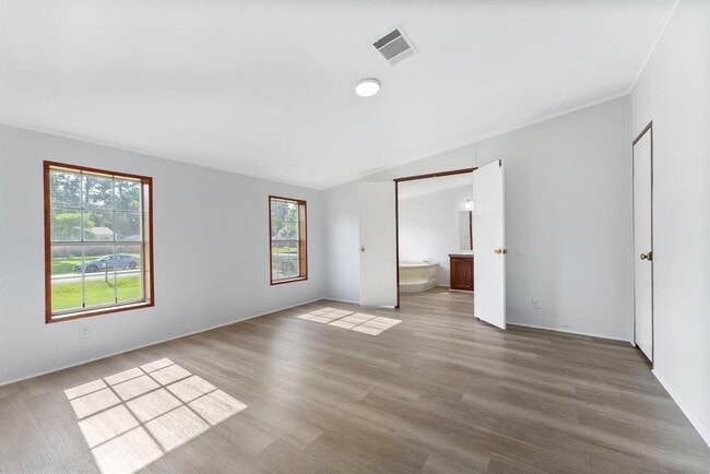 Building Photo - 31206 W Timberloch Trail
