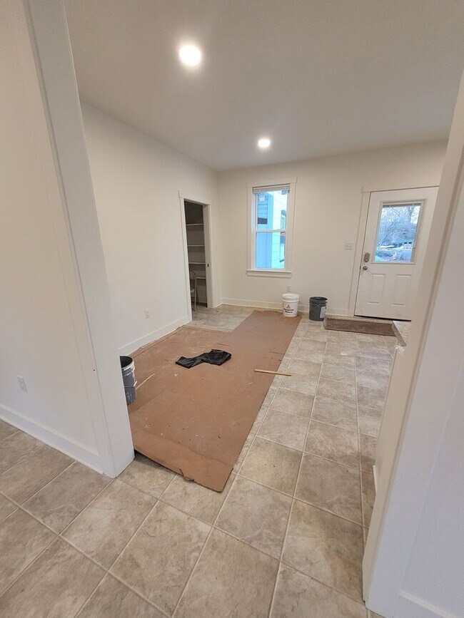 Building Photo - 3 bedroom Conestoga Valley School District