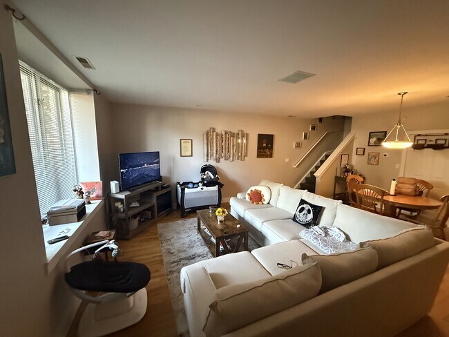 Building Photo - Apartments in Lockport