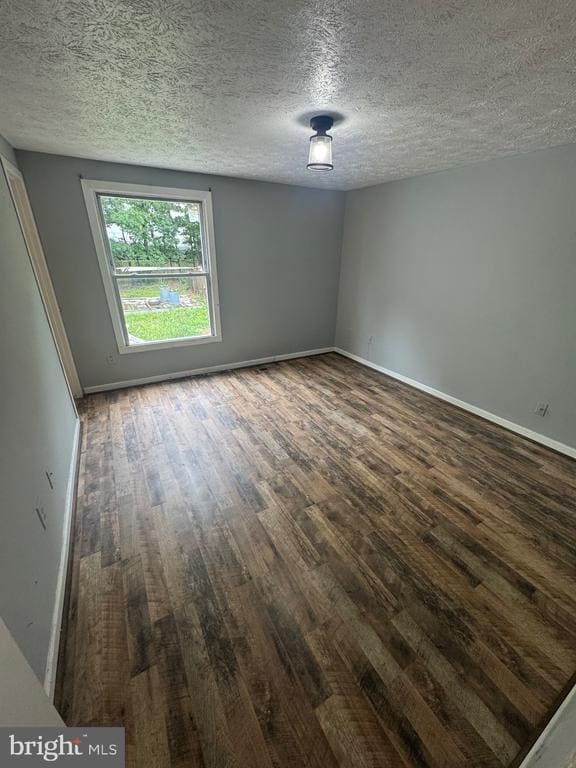 Building Photo - 2208 Cocquina Dr