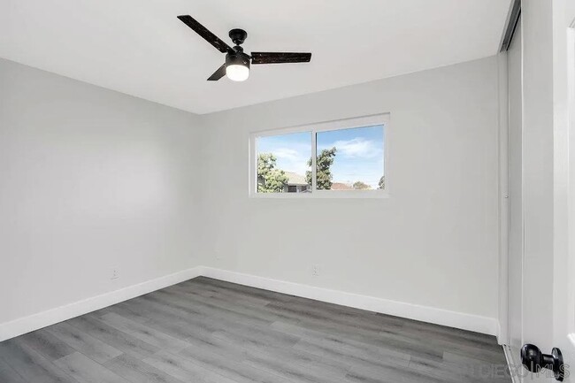 Building Photo - 1642 C Ave