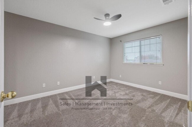 Building Photo - 3169 Brickfield Ave