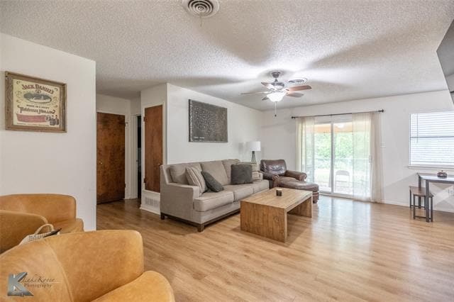 Building Photo - 1709 Friar Ct